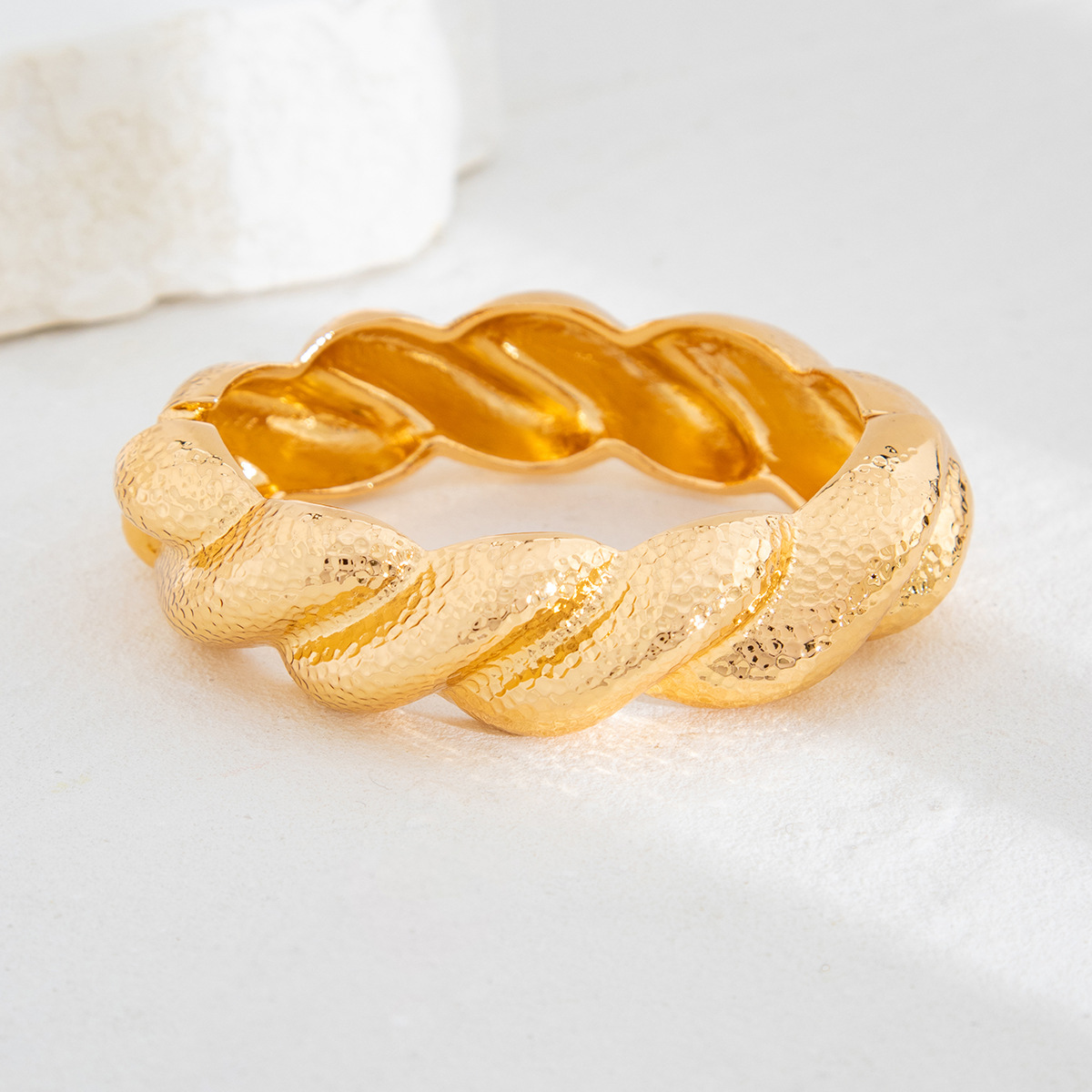 빈티지 골드 컬러 힙합 금속 불규칙한 봄 Bangles - Women'S Emo Accessories 리뷰 및 가격